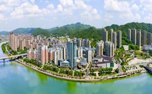 习近平:保持加强生态文明建设的战略定力 持续打好蓝天碧水净土保卫战